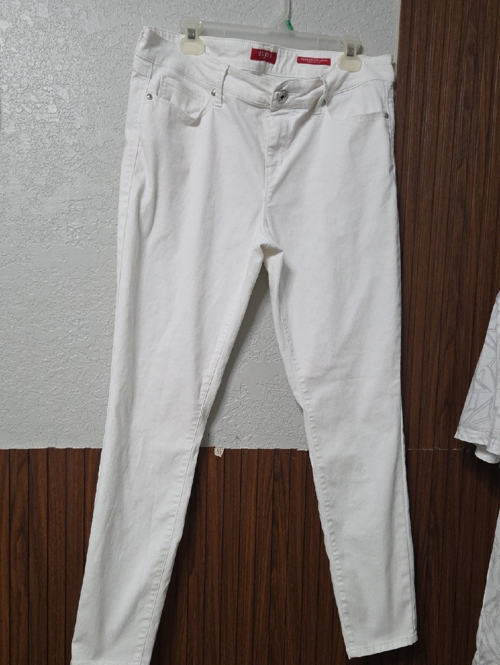 Guess White Skinny Jeans Men – Size 36 (tag faded, measured